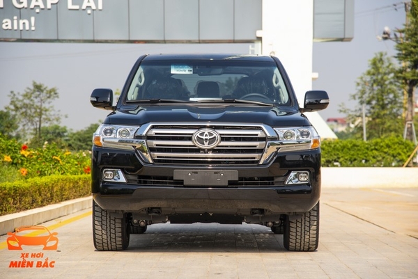 Toyota Land Cruiser 2021 về Việt Nam giá gần bằng Lexus LX570